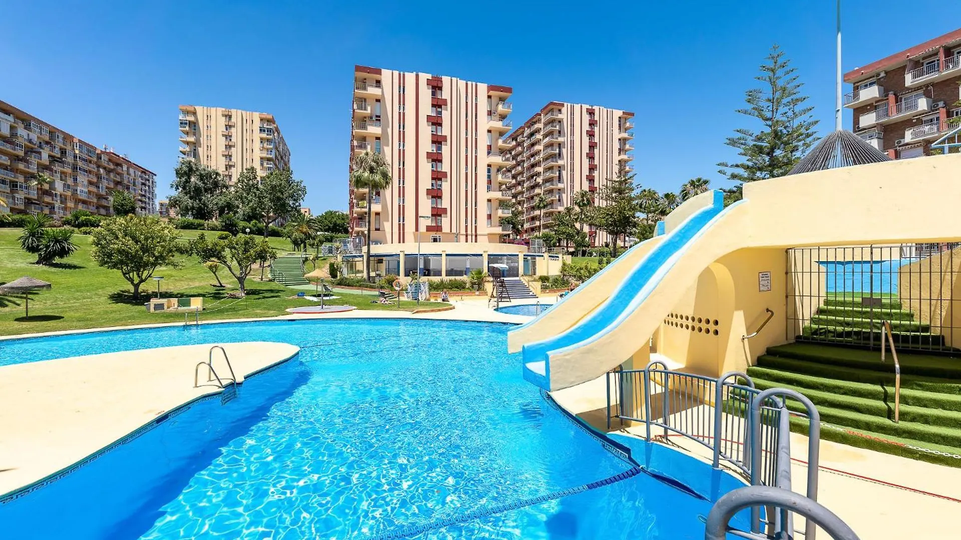 797 Holiday Rentals - Apartamento Con Hermosas Vistas En Jupiter 베날마데나코스타 스페인