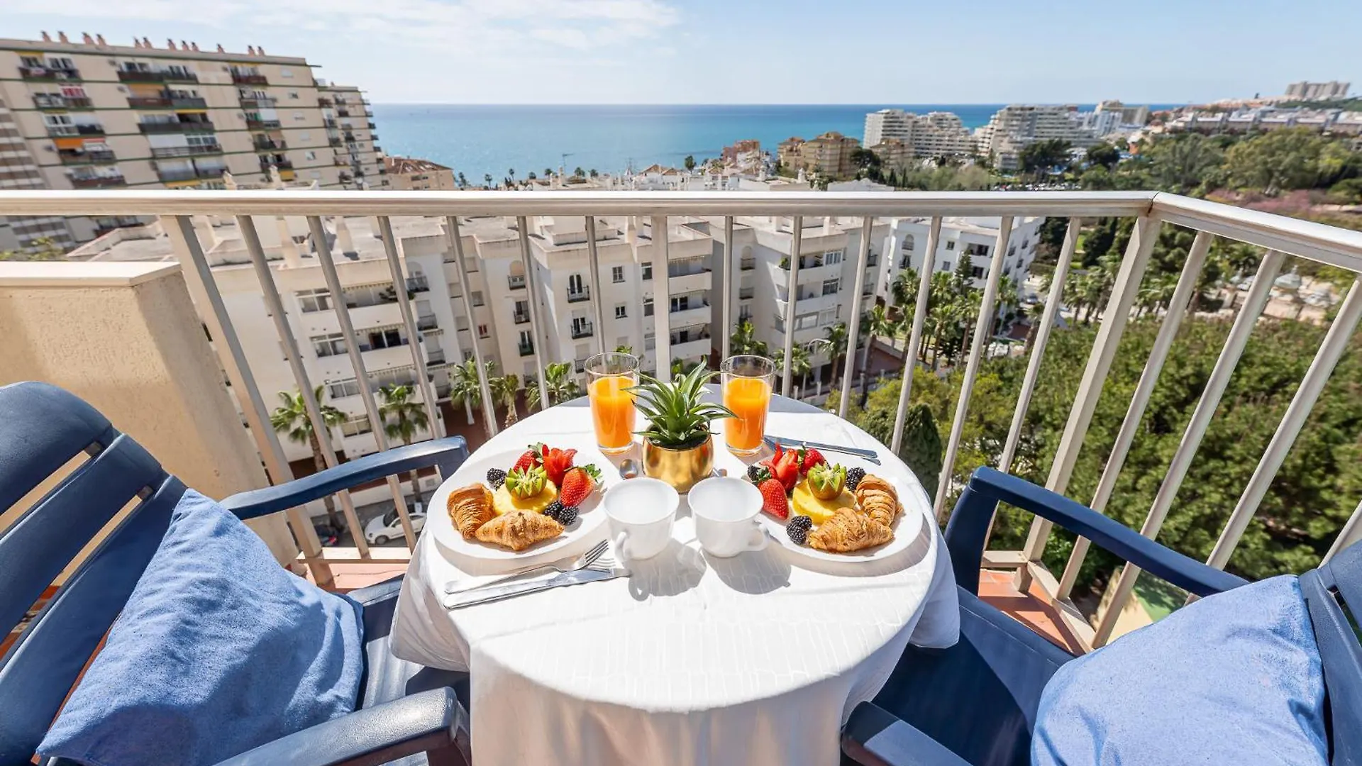 797 Holiday Rentals - Apartamento Con Hermosas Vistas En Jupiter 베날마데나코스타