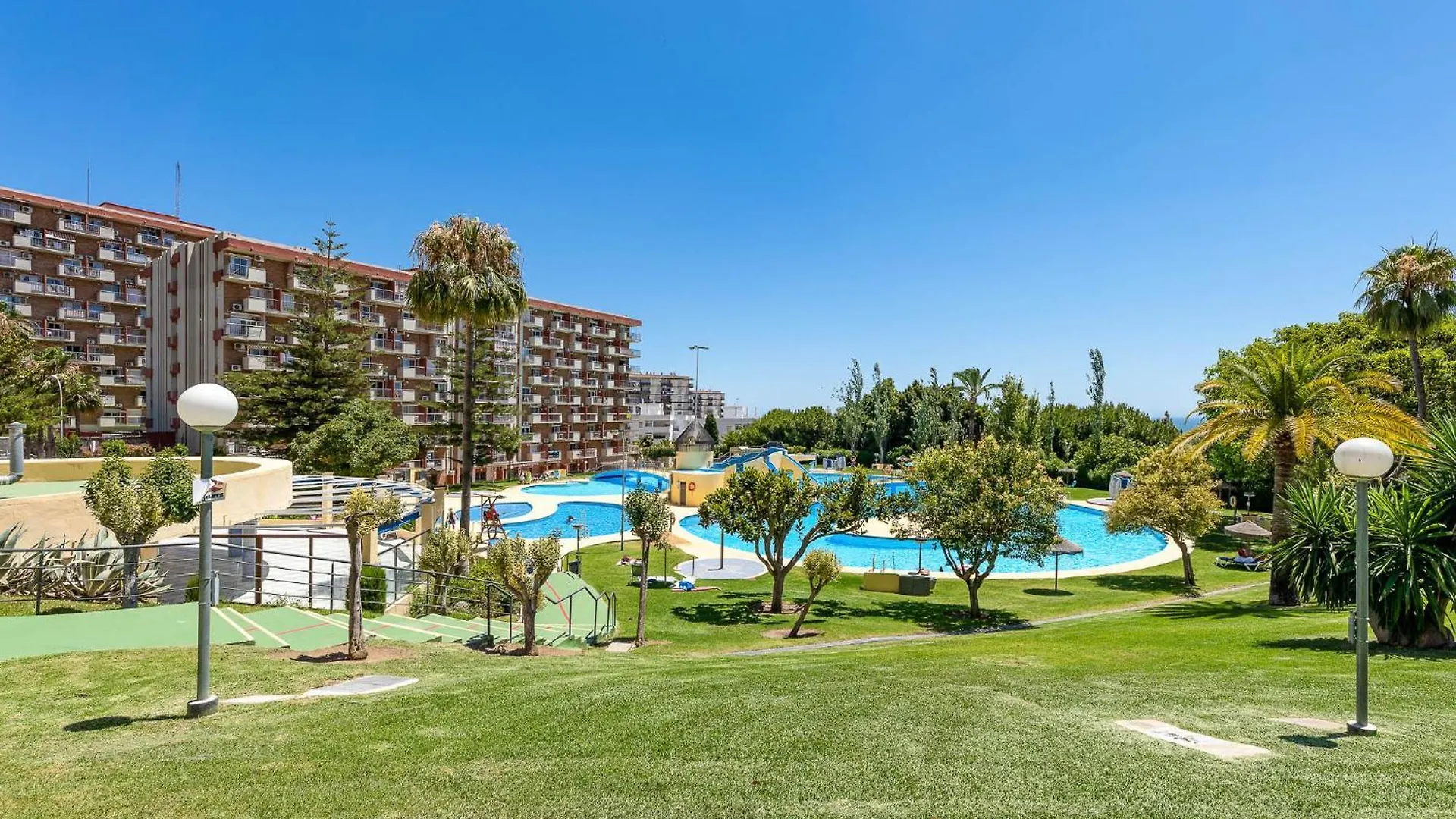 797 Holiday Rentals - Apartamento Con Hermosas Vistas En Jupiter ベナルマデナ