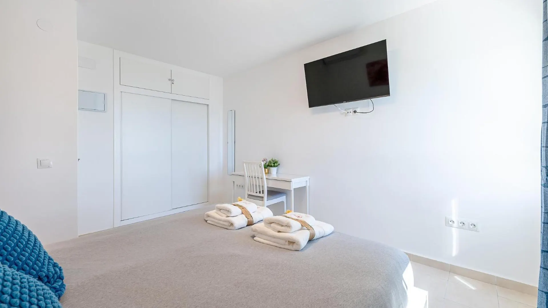 797 Holiday Rentals - Apartamento Con Hermosas Vistas En Jupiter ベナルマデナ